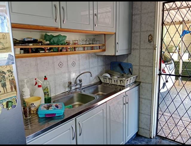 5 BEDROOM HOUSE FOR SALE IN BELFORT ESTATE
